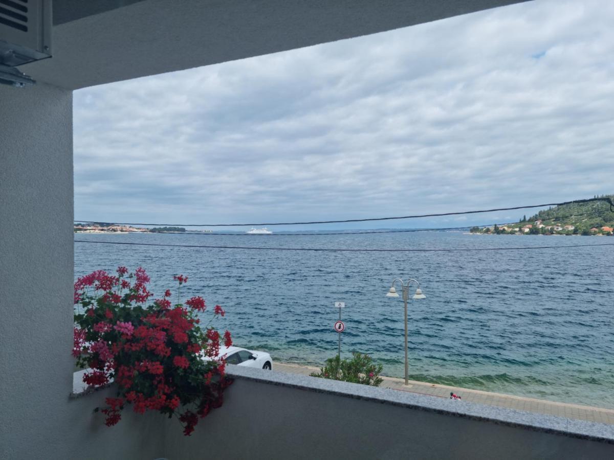 Kamena Kuca Pandorovica Daire Kali Dış mekan fotoğraf